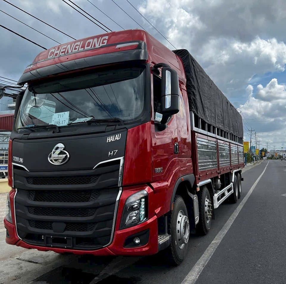 xe tải chở hàng phú yên